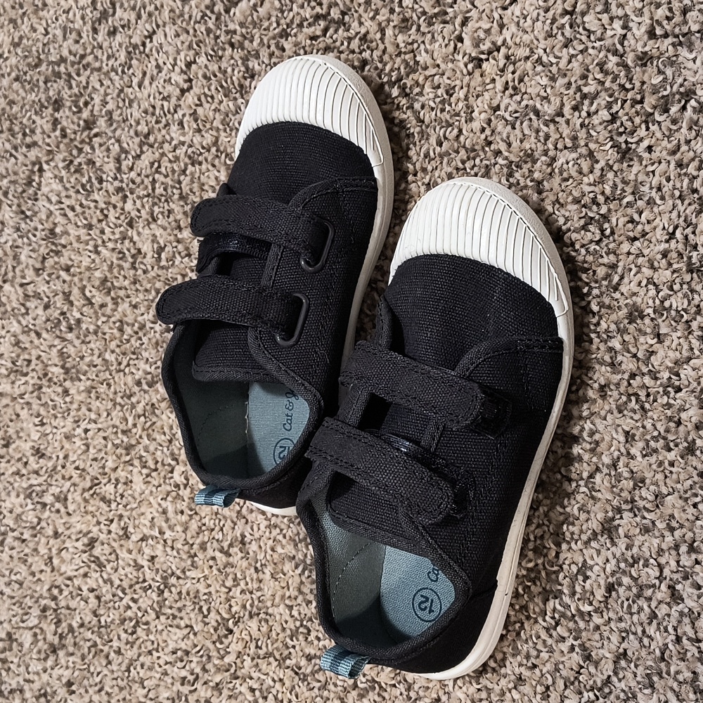 Boy Cat & Jack Sneakers Size 12